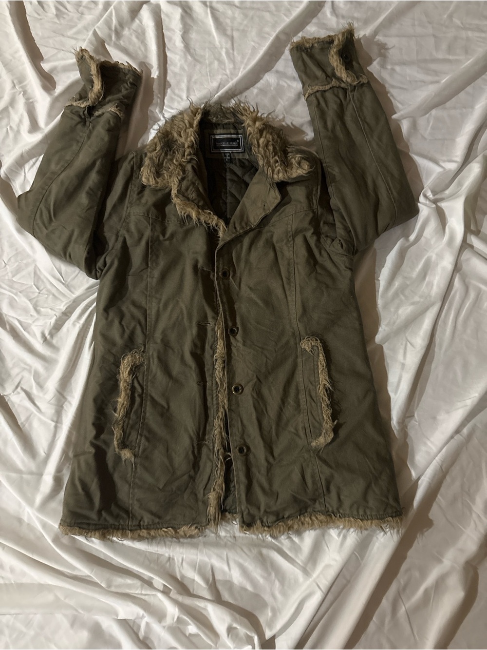 Olive Faux-Fur Trim Women's Coat - Picture 9 of 11